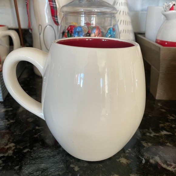 Rae Dunn Holiday Mug Set - Picture 3 of 13